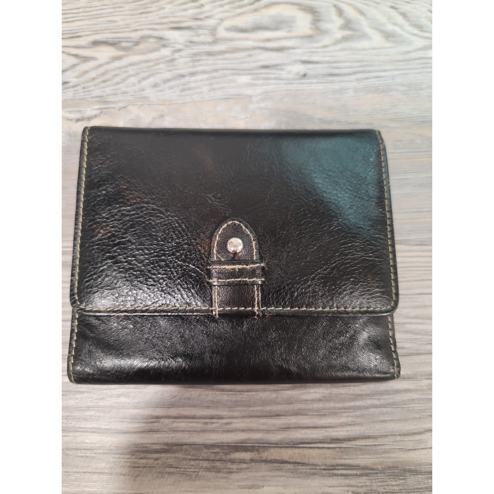 Vintage Buxton Double fold cow hide leather wallet black snap, coins outside